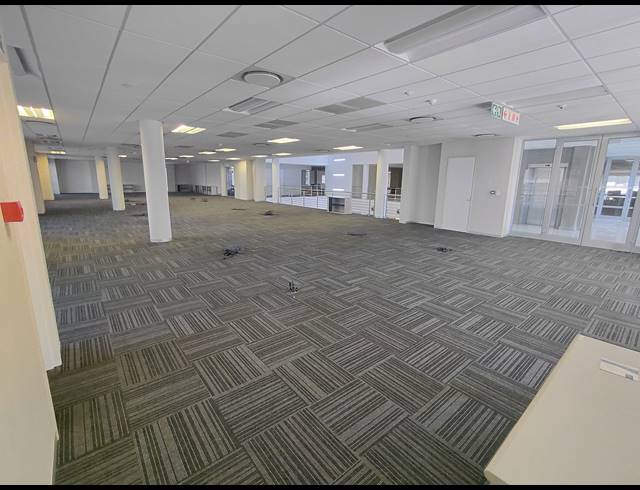 5,870M² OFFICE FOR SALE IN GRAND CENTRAL